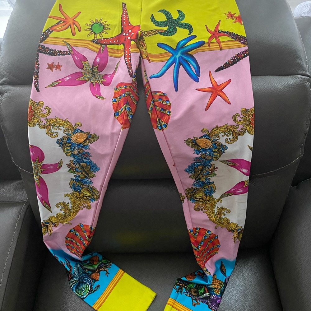 Woman Versace legging worn once